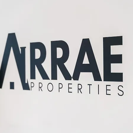 Arraeluxe, 2 Bedrooms 2 Bath Sleeps 5, Parking, Location By Utilita Arena, Icc, Broad Street, Brindley Place And Legoland Appartamento