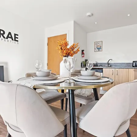 Arraeluxe, 2 Bedrooms 2 Bath Sleeps 5, Parking, Location By Utilita Arena, Icc, Broad Street, Brindley Place And Legoland Appartamento *
